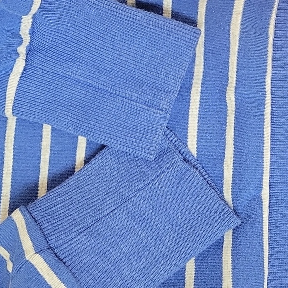 Banana Republic Top - Picture 5 of 10